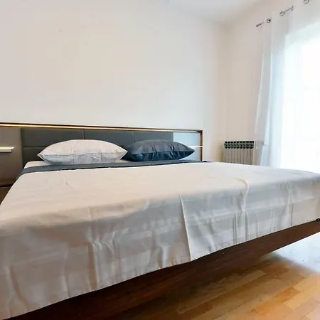 Meri Apartment