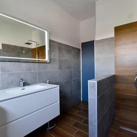 Meri Apartmán Pula